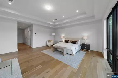 577 Floyd Street, Englewood Cliffs, NJ 07632 - Photo 25