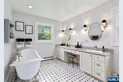 27 Ringwood Lane, West Milford, NJ 07421 - Photo 15