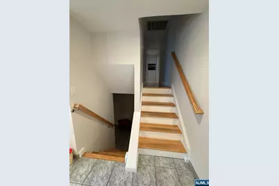 38 S Virginia Court, Englewood Cliffs, NJ 07632 - Photo 9