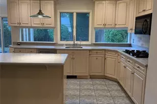 38 S Virginia Ct, Englewood Cliffs, NJ 07632 - Photo 3