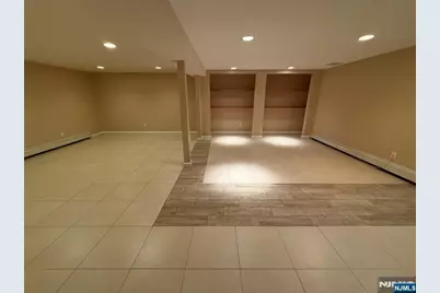 38 S Virginia Court, Englewood Cliffs, NJ 07632 - Photo 15