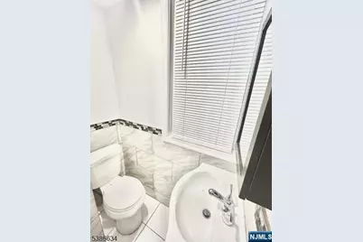 182 Seymour Avenue, Newark, NJ 07108 - Photo 7