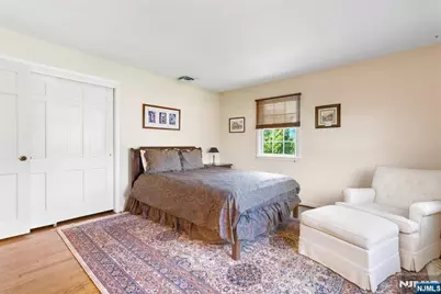 645 Cambridge Road, Paramus, NJ 07652 - Photo 27