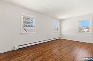 645 Cambridge Rd, Paramus, NJ 07652 - Photo 19