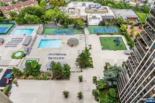 200 Winston Dr 2005, Cliffside Park, NJ 07010 - Photo 33