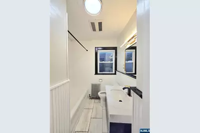 169 Grand Avenue 2nd Fl #2nd Fl, Leonia, NJ 07605 - Photo 9