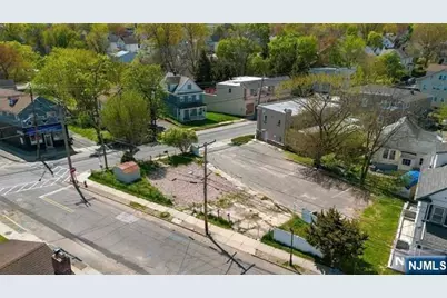 15 W Hamilton Avenue, Englewood, NJ 07631 - Photo 11