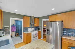 27 Underwood Dr, West Orange Township, NJ 07052 - Photo 29