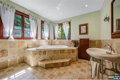 285 Arch Road, Englewood, NJ 07631 - Photo 17