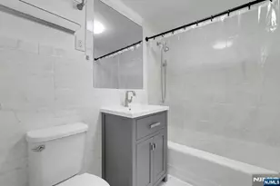 1 Horizon Rd, Fort Lee, NJ 07024 - Photo 25