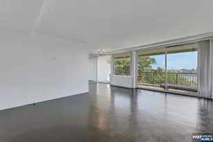 1 Horizon Rd, Fort Lee, NJ 07024 - Photo 15