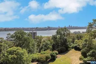 1 Horizon Rd, Fort Lee, NJ 07024 - Photo 7