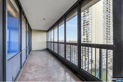 5 Horizon #907, Fort Lee, NJ 07024 - Photo 11