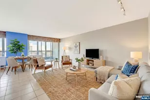 5 Horizon, Fort Lee, NJ 07024 - Photo 1