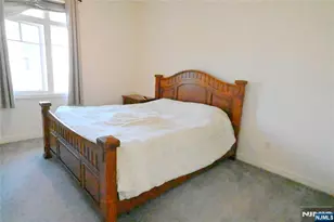 105 Hudson Cove 105, Edgewater, NJ 07020 - Photo 13