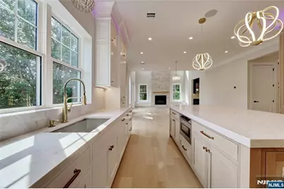 128 Fairmount Avenue, Chatham, NJ 07928 - Photo 3