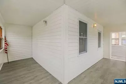 24 Henry Place 2 #2, Hackensack, NJ 07601 - Photo 7