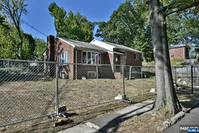 10 Plateau Avenue, Fort Lee, NJ 07024 - Photo 3