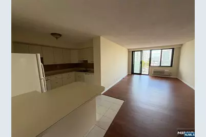 1590 Anderson Avenue 7F #7F, Fort Lee, NJ 07024 - Photo 5
