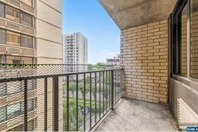 326 Prospect Avenue 6J #6J, Hackensack, NJ 07601 - Photo 5