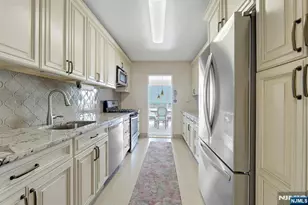 6 Horizon Road 2207, Fort Lee, NJ 07024 - Photo 19