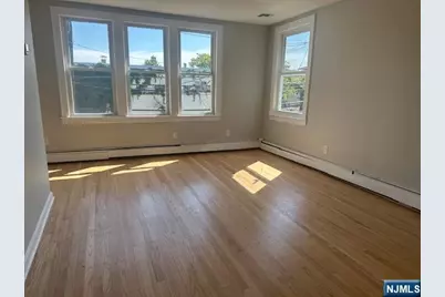 6 Pleasant Avenue 2 #2, Clifton, NJ 07013 - Photo 1