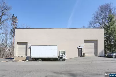 825 Windham Court, Wyckoff Township, NJ 07481 - Photo 5