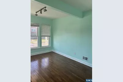 939 Meacham Avenue, Linden, NJ 07036 - Photo 3