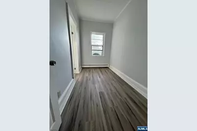 170 Claremont Avenue, Jersey City, NJ 07305 - Photo 9