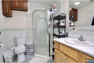 386A Park Avenue, Fairview, NJ 07022 - Photo 31