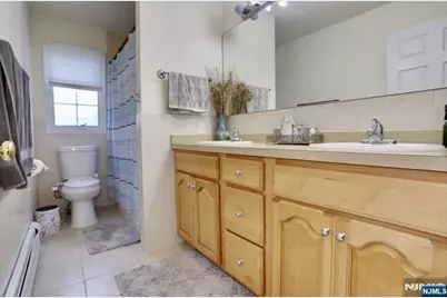 386A Park Avenue, Fairview, NJ 07022 - Photo 33