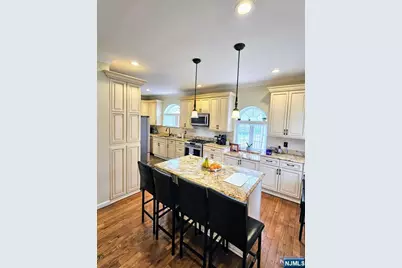 89 Rose Street, Wood Ridge, NJ 07075 - Photo 9