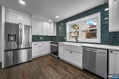 613 S 18th Street, Newark, NJ 07103 - Photo 7