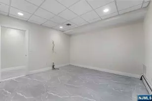 1 Euclid Rd, Fort Lee, NJ 07024 - Photo 37