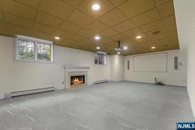 1 Euclid Road, Fort Lee, NJ 07024 - Photo 35