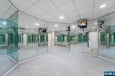 1 Euclid Road, Fort Lee, NJ 07024 - Photo 41