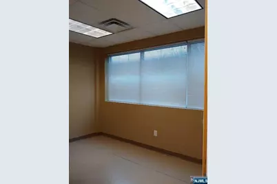 1100 Centennial Avenue 102 #102, Piscataway Township, NJ 08854 - Photo 11