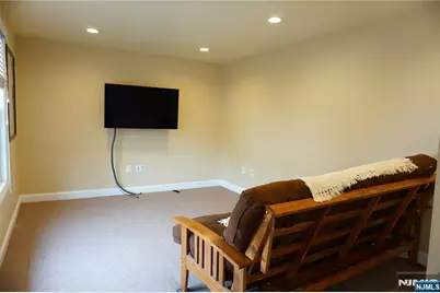 311 Crooks Avenue, Paterson, NJ 07503 - Photo 9