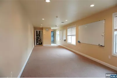 311 Crooks Avenue, Paterson, NJ 07503 - Photo 5