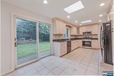 99 Park Avenue, Cresskill, NJ 07626 - Photo 5