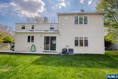 99 Park Avenue, Cresskill, NJ 07626 - Photo 17