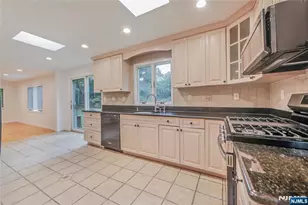 99 Park Ave, Cresskill, NJ 07626 - Photo 9