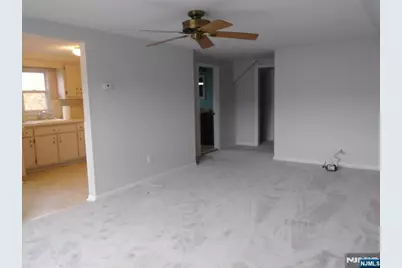 27 Mawhinney Avenue, Hawthorne, NJ 07506 - Photo 5