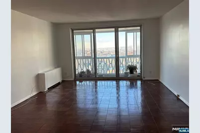 2000 Linwood Avenue 14Y #14Y, Fort Lee, NJ 07024 - Photo 19