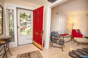 847 Red Rd, Teaneck Township, NJ 07666 - Photo 3