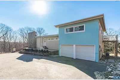 21 Skyview Road, Ringwood, NJ 07456 - Photo 1