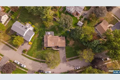 20 Dwight Street, Wayne, NJ 07470 - Photo 5