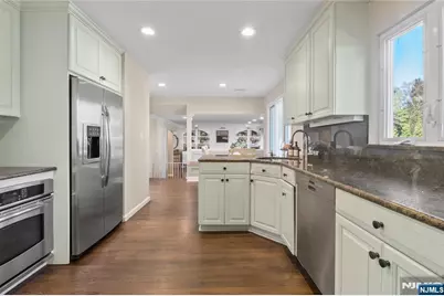 20 Dwight Street, Wayne, NJ 07470 - Photo 11