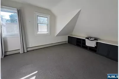 16 Brickell Avenue 2nd Floor #2nd Floor, Westwood, NJ 07675 - Photo 3