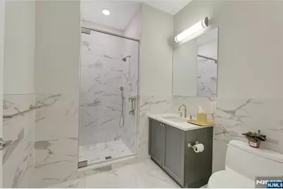 3 Somerset Lane 109 #109, Edgewater, NJ 07020 - Photo 15